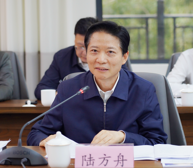 中國科學院上海光機所黨委與嘉定區(qū)委開展中心組聯(lián)組學習